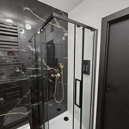 Hotel apartamentowy Motlava Romantic Loft - Jacuzzi 4*