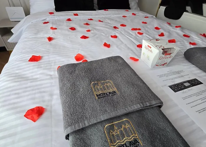 Motlava Romantic Loft - Jacuzzi